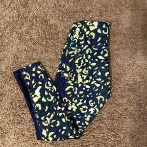 Fabletics size small powerhold leggings